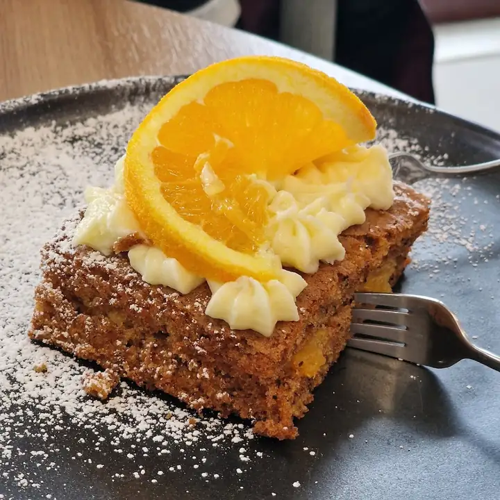 Orange cake