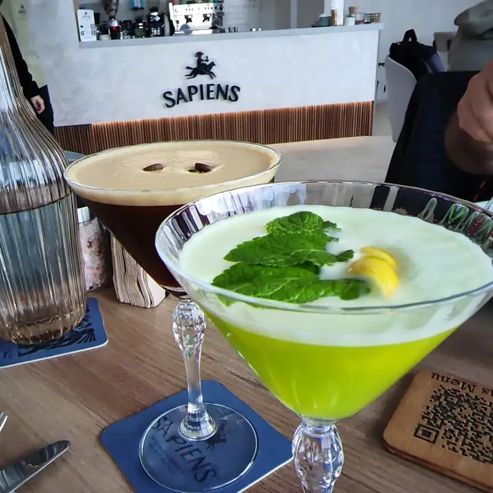 Espresso martini and a cocktail at the bar