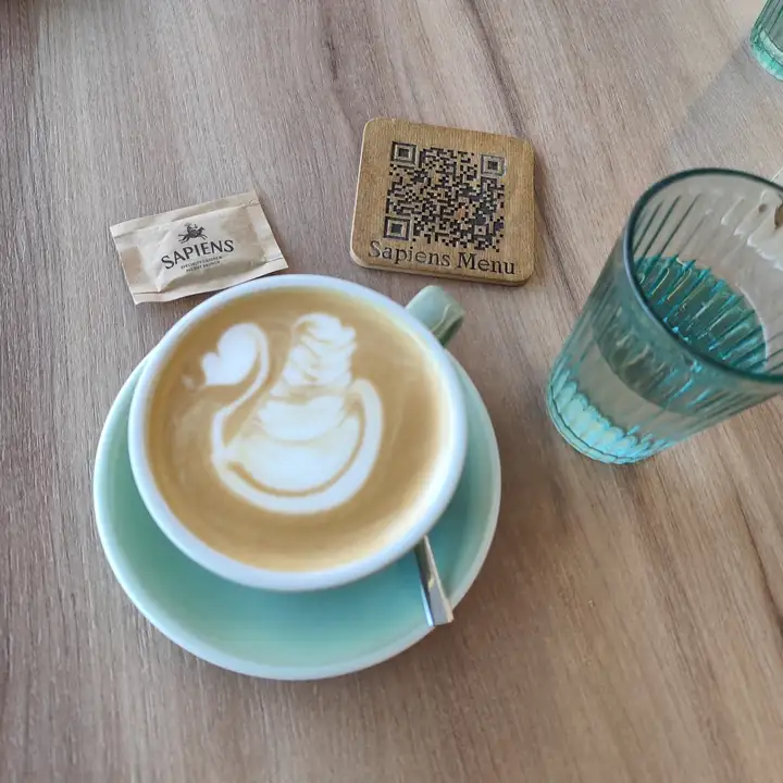 Latte art swan